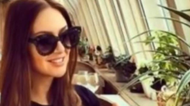 Re della Malesia rinuncia al trono per amore: ha scelto di sposare una modella