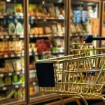 Salute e alimentazione: le etichette al supermercato, dai conservanti agli allergeni