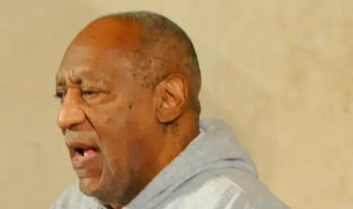 Bill Cosby a processo per violenza sessuale, rischia fino a 10 anni