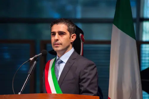 Parma: Federico Pizzarotti, di questi tempi a fare il sindaco 'Ci vuole un pazzo'