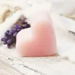 Usare prodotti naturali per la cura del corpo