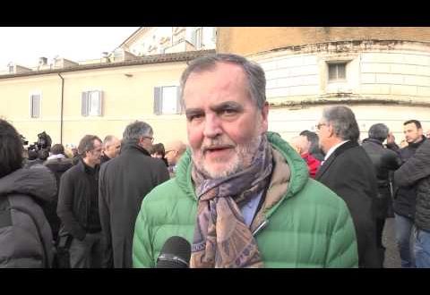 Roberto Calderoli, malore al comizio di Bergamo 'Ringrazio tutti per la vicinanza'