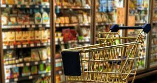 Salute e alimentazione, le etichette al supermercato, dai conservanti agli allergeni